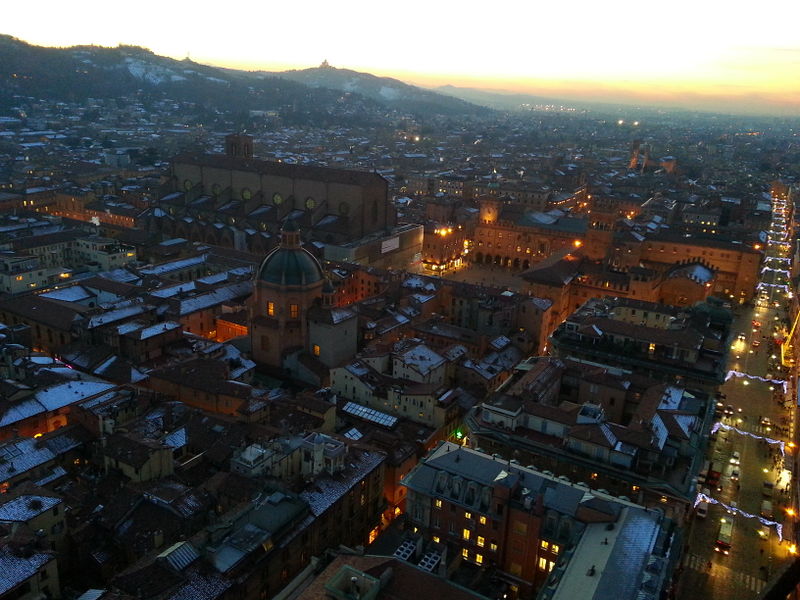 File:Bologna-2012-12-12 16.55.22.jpg